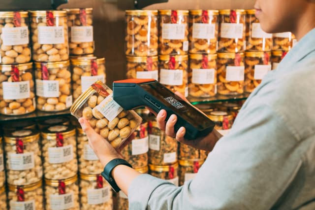 Person scanning products